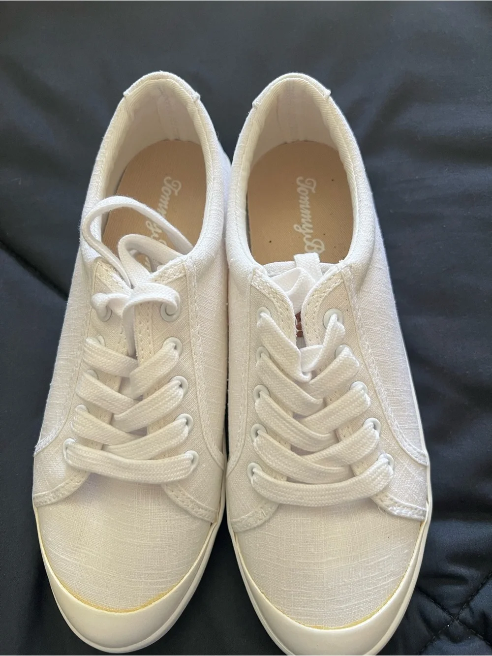 Tommy Bahama Women's White Canvas Low-Top Sneakers